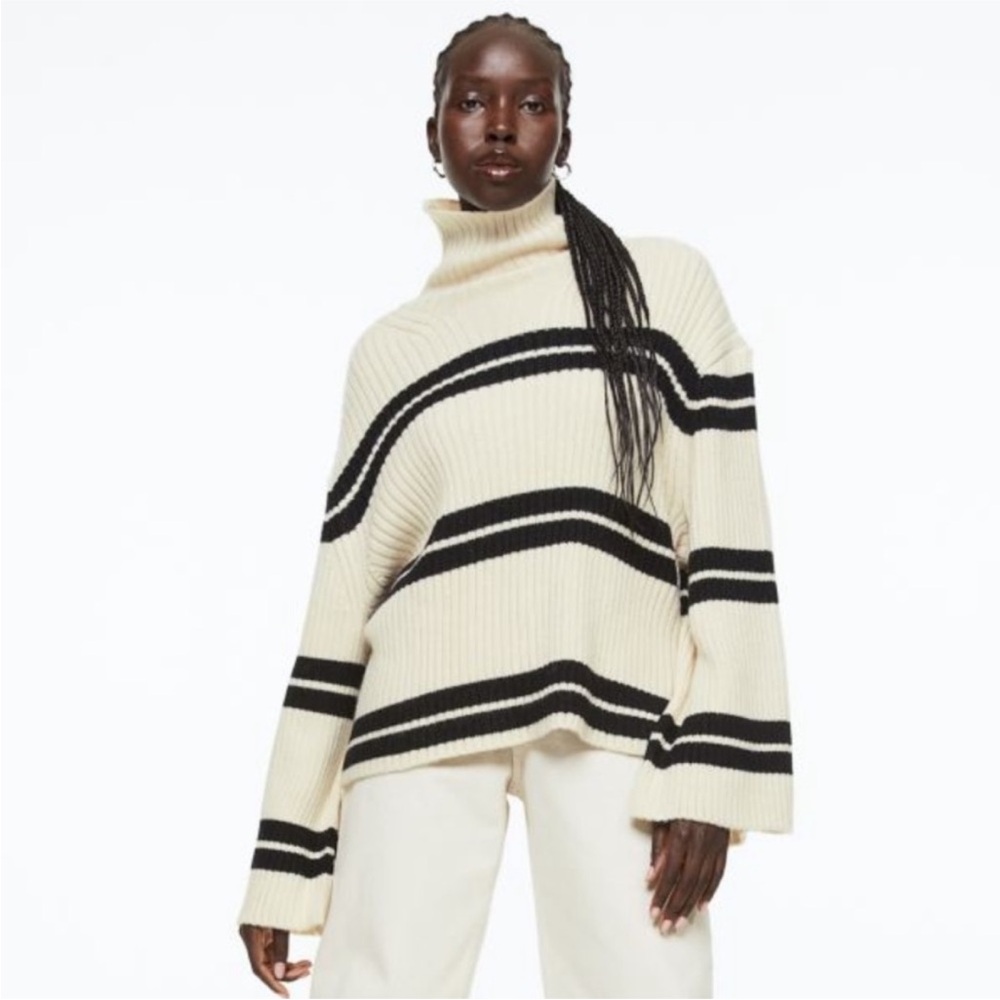 H&M Oversized Striped Turtleneck Sweater - Black and Cream